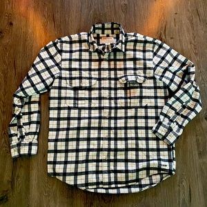 Genuine Filson Alaskan Guide Shirt. Medium.